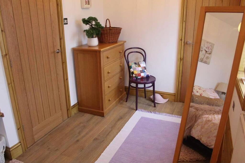 גרייט טורינגטון 3 Bedroom Terrace Holiday Home מראה חיצוני תמונה